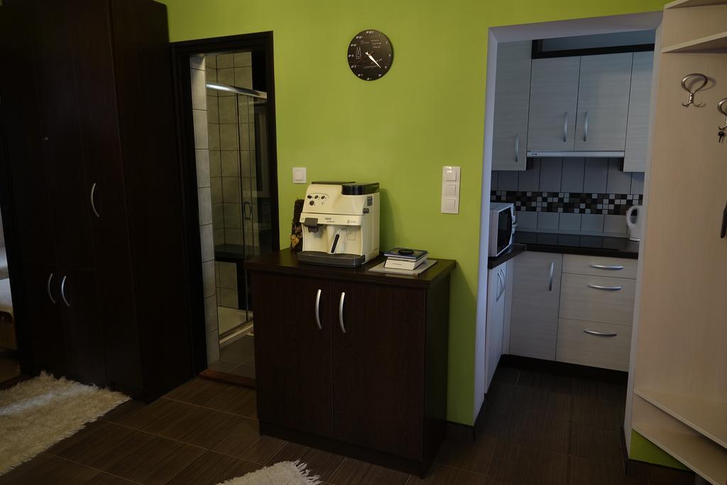 Mesteri Apartman Экстерьер фото
